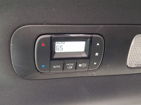 Used 2023 Honda Odyssey Sport image 12