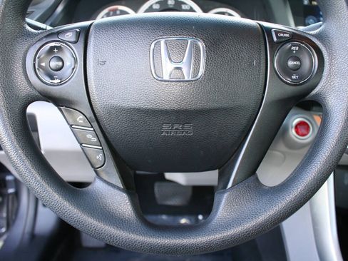 Used 2013 Honda Accord EX image 16