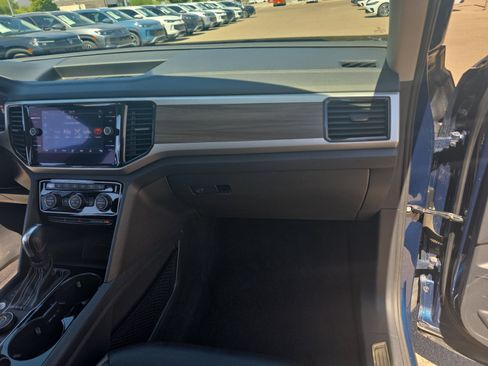 Used 2021 Volkswagen Atlas SEL Premium AWD/4WD image 20
