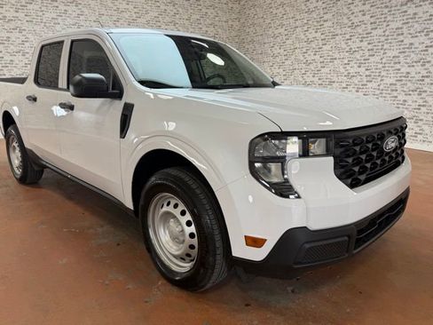 Used 2025 Ford Maverick XL image 7