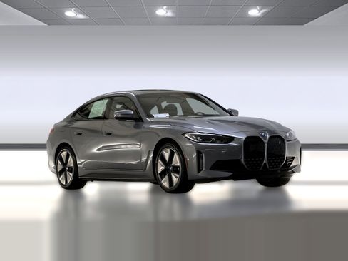 Certified 2023 BMW i4 eDrive35 image 6