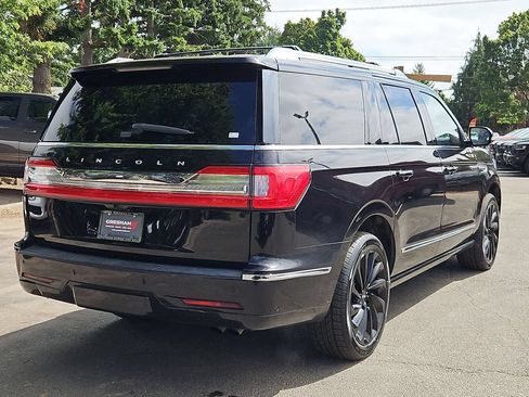 Used 2021 Lincoln Navigator L Reserve AWD/4WD image 7