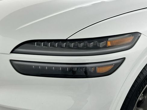 Certified 2026 Genesis GV70 2.5T Select AWD/4WD image 26