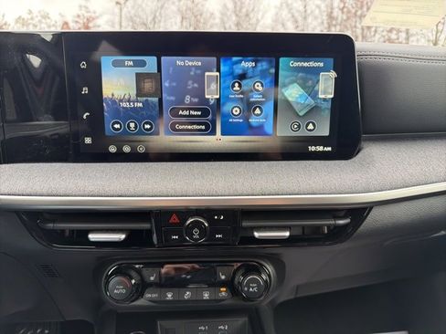 New 2026 Nissan Kicks SV w/ SV Premium Package image 9