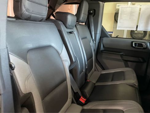 Used 2024 Ford Bronco Big Bend image 33