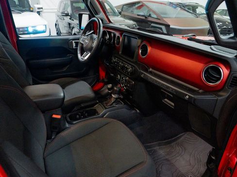 Used 2019 Jeep Wrangler Unlimited Rubicon image 39