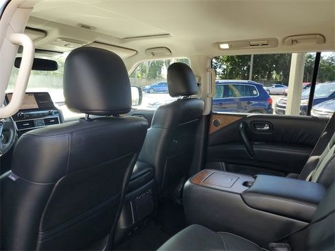 Used 2023 Nissan Armada SL w/ Captain's Chairs Package image 29