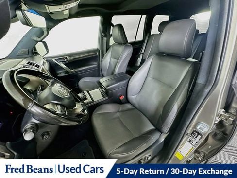 Used 2021 Lexus GX 460 Premium w/ Premium Plus Package AWD/4WD image 28