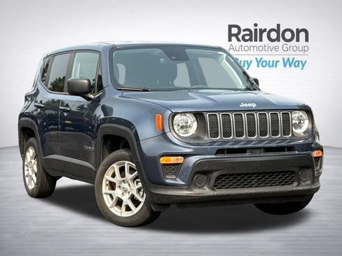 Used 2023 Jeep Renegade Latitude AWD/4WD image 1