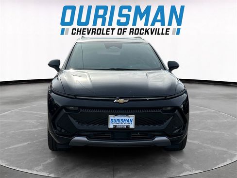 New 2026 Chevrolet Equinox EV LT image 8