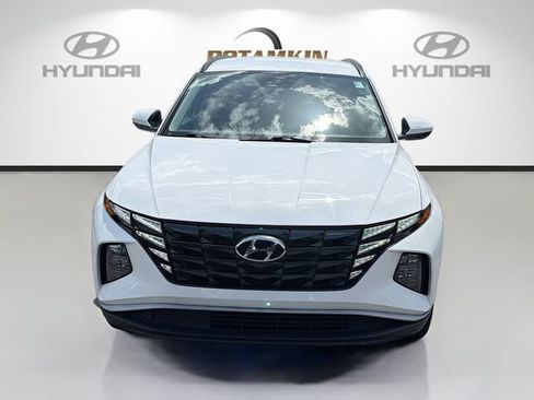 Used 2024 Hyundai Tucson SEL FWD image 2
