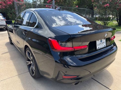 Used 2020 BMW 330i Sedan w/ Convenience Package RWD image 7