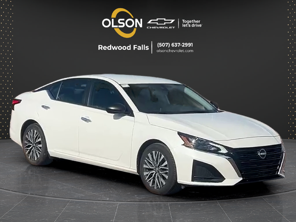 Used 2024 Nissan Altima 2.5 SV FWD image 7