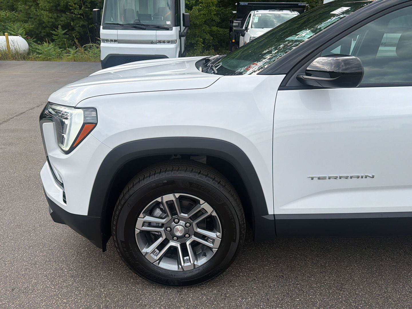 New 2027 GMC Terrain Elevation w/ LPO, Floor Liner Package AWD/4WD image 18