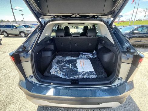 New 2026 Volkswagen Tiguan SE AWD/4WD image 19