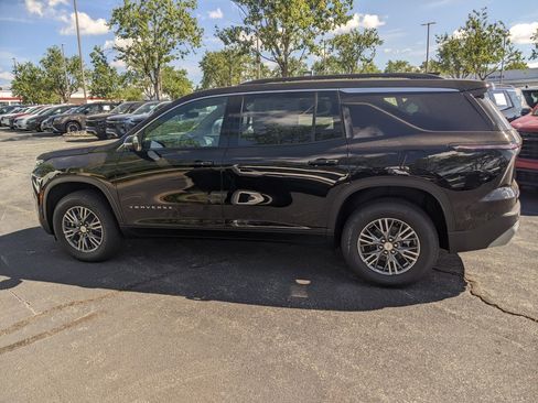 New 2026 Chevrolet Traverse LT w/ Driver Confidence Package image 5