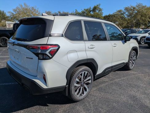 New 2026 Subaru Forester Touring AWD/4WD image 4