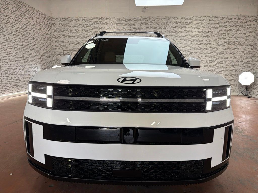 New 2027 Hyundai Santa Fe Calligraphy FWD image 2