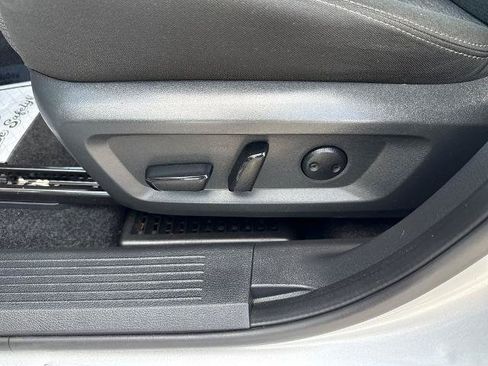 Certified 2023 Nissan Rogue SV AWD/4WD image 20