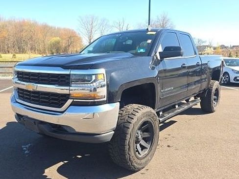 Used 2018 Chevrolet Silverado 1500 LT image 1