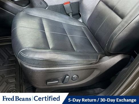 Used 2022 Kia Telluride EX w/ EX Premium Package AWD/4WD image 21