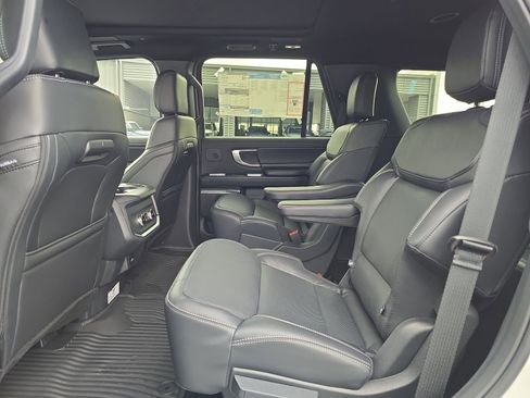 New 2025 Ford Expedition Platinum w/ Stealth Performance Package AWD/4WD image 13