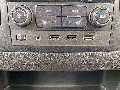 Used 2019 Chevrolet Tahoe Premier AWD/4WD image 56