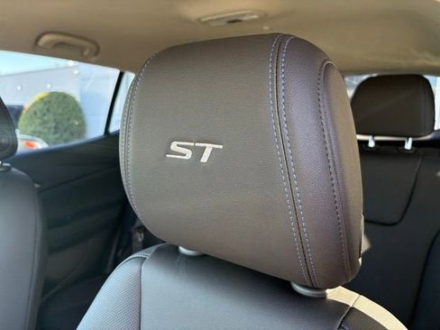 New 2026 Buick Encore GX Sport Touring AWD/4WD image 31