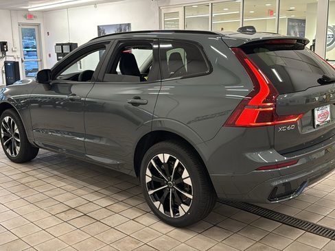 New 2026 Volvo XC60 T8 Plus w/ Climate Package AWD/4WD image 7
