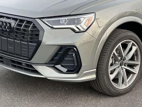 Certified 2025 Audi Q3 2.0T Premium w/ Convenience Package image 8