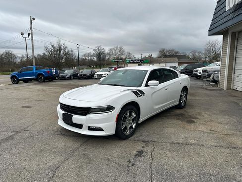Used 2015 Dodge Charger SXT w/ AWD Plus Group image 8
