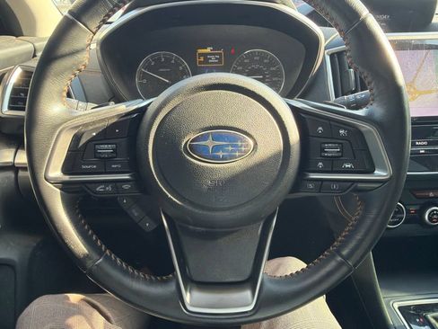 Used 2020 Subaru Crosstrek 2.0i Limited w/ Moonroof Package w/Navigation AWD/4WD image 2