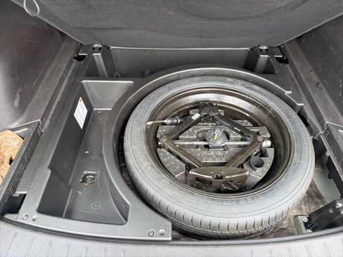 Used 2024 Chevrolet Blazer LT image 13