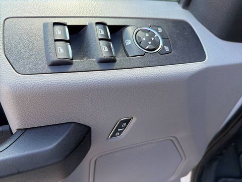 Used 2018 Ford F250 XL AWD/4WD image 12