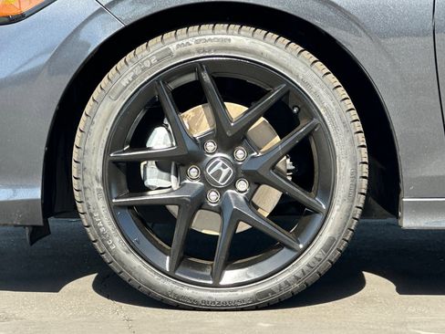 Used 2025 Honda Civic Sport image 25