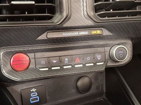 Used 2024 Ford Mustang Convertible RWD image 17
