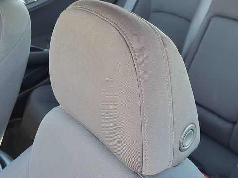 Used 2023 Chevrolet Malibu LT image 5