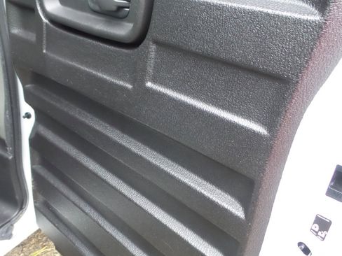 Used 2019 Chevrolet Express 2500 RWD 2500 135 w/ Driver Convenience Package image 24