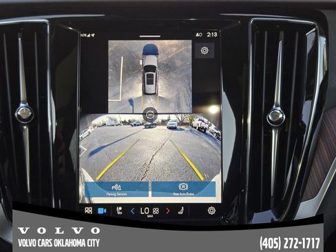 Certified 2025 Volvo V60 B5 Cross Country Plus image 17