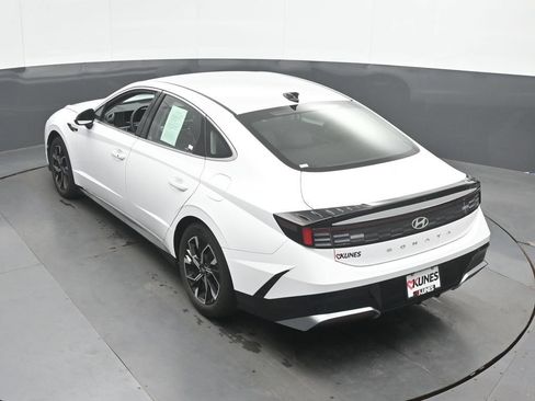 Used 2025 Hyundai Sonata SEL FWD image 35