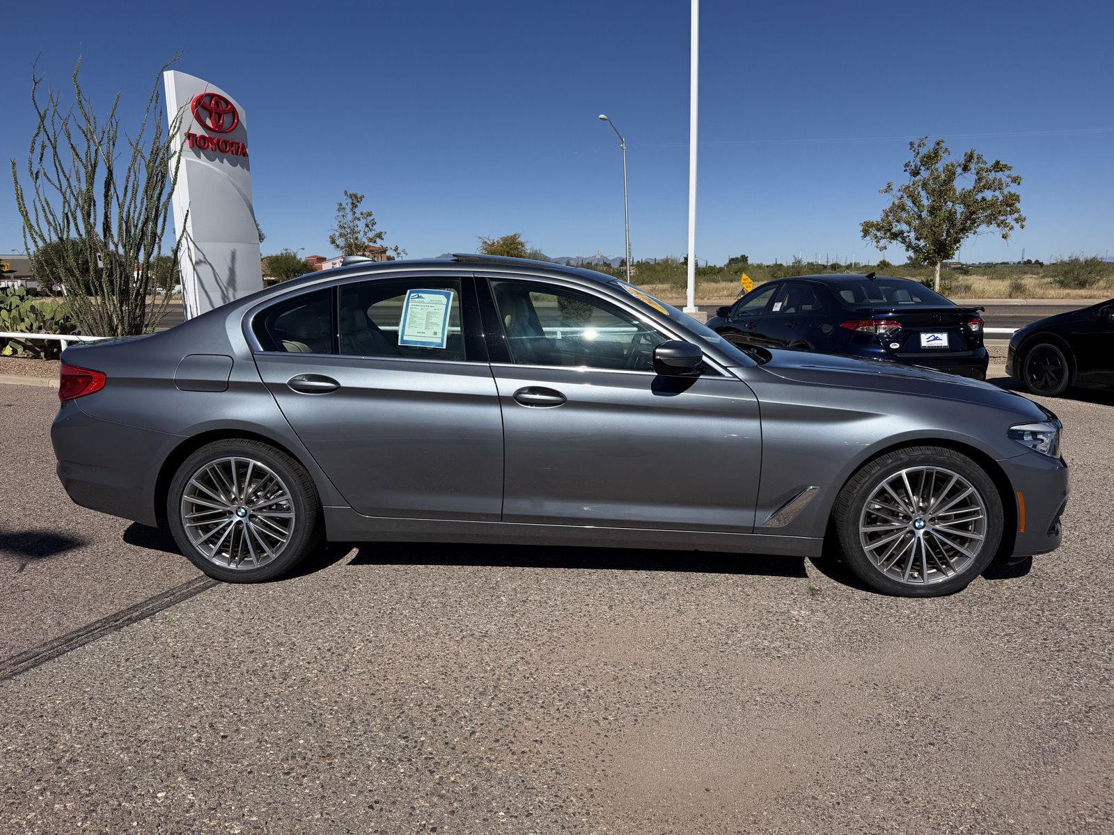 Used 2020 BMW 530i xDrive AWD/4WD image 5