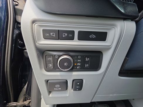 Used 2021 Ford F150 Limited AWD/4WD image 26