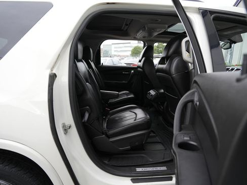 Used 2011 GMC Acadia Denali AWD/4WD image 37