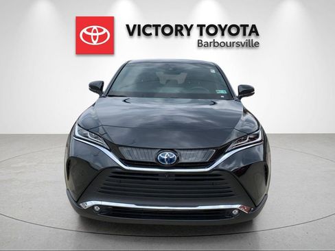 Used 2023 Toyota Venza Limited image 8