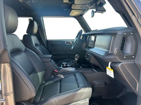 New 2025 Ford Bronco Big Bend image 40