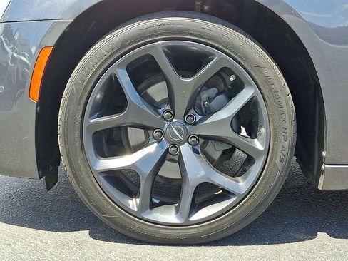 Used 2022 Chrysler 300 S RWD image 8