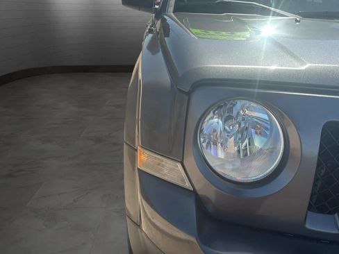 Used 2016 Jeep Patriot Sport w/ Power Value Group AWD/4WD image 19