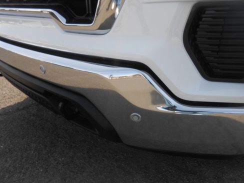 Used 2020 GMC Sierra 1500 SLE w/ Driver Alert Package I image 23