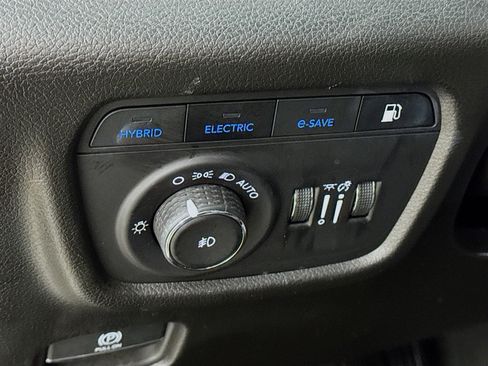 Used 2024 Jeep Grand Cherokee Limited 4xe image 15