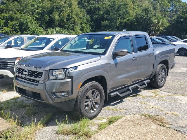 Certified 2025 Nissan Frontier SV w/ SV Convenience Package RWD image 2